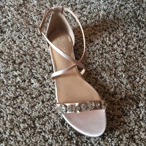 Jewel by Badgley Mischka Tessy flats